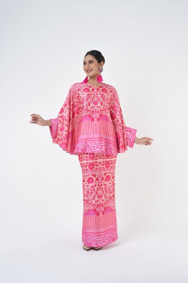 ADRIANA (6) ADRIANA (6)