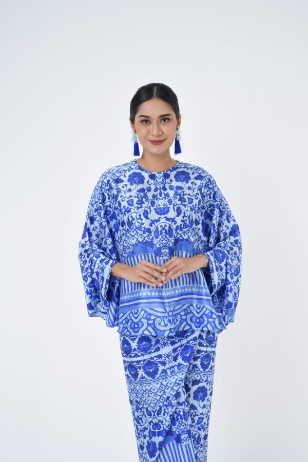 AMANDA (4) AMANDA (4)