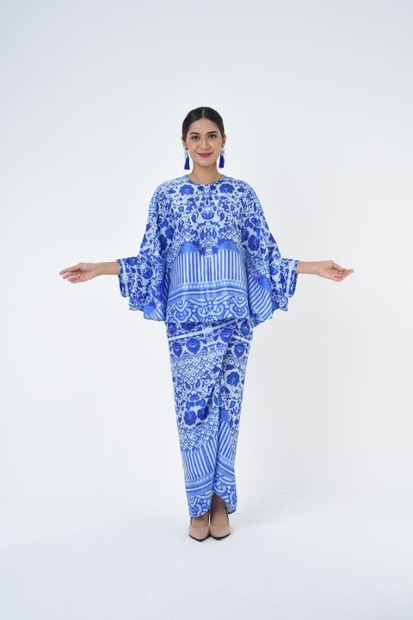 AMANDA (8) AMANDA (8)