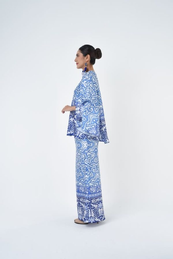 ANGELA (1) ANGELA (1)