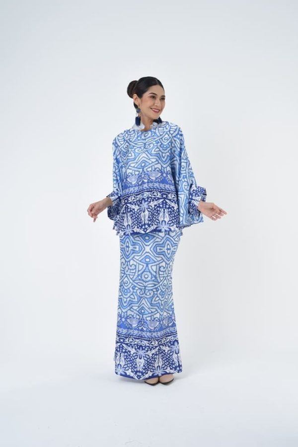 ANGELA (10) ANGELA (10)