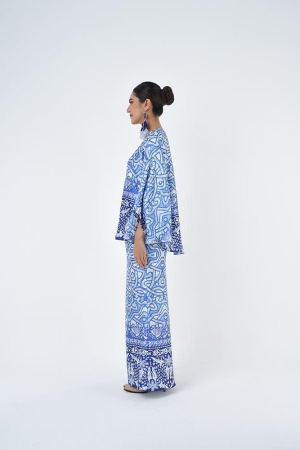 ANGELA (11) ANGELA (11)