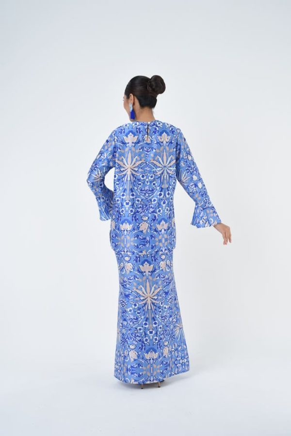 ANGELICA (11) ANGELICA (11)