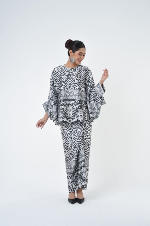 BEVERLY (5) BEVERLY (5)