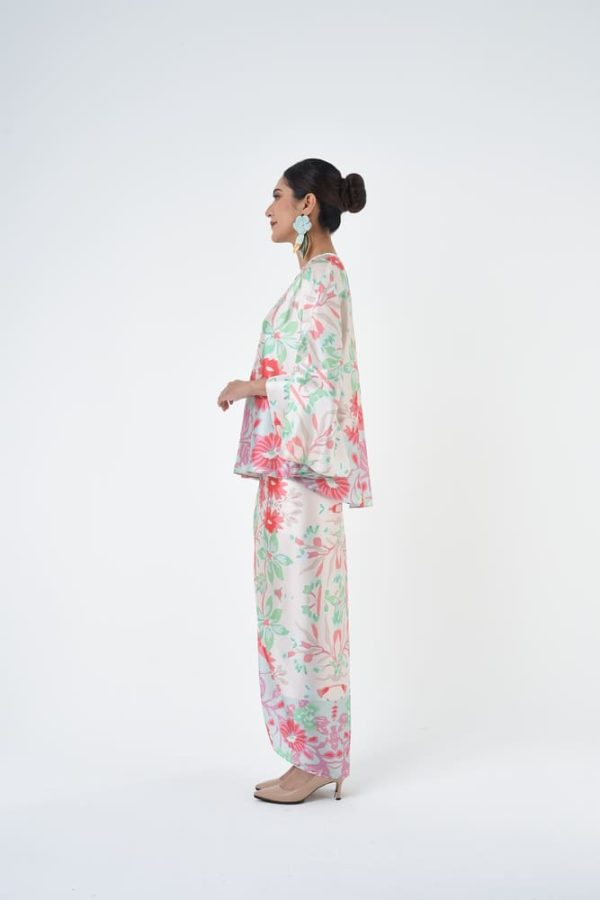 BLAKELY (8) BLAKELY (8)