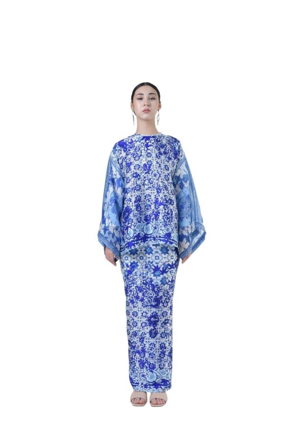 CALIRA (2) CALIRA (2)