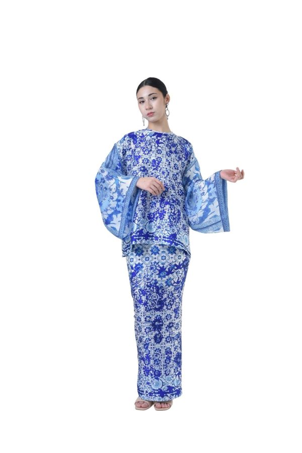 CALIRA (5) CALIRA (5)