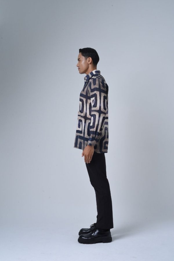 EDWARD (7) EDWARD (7)