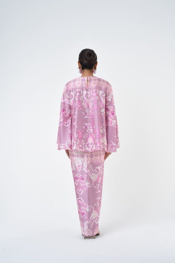 ELEANOR (1) ELEANOR (1)