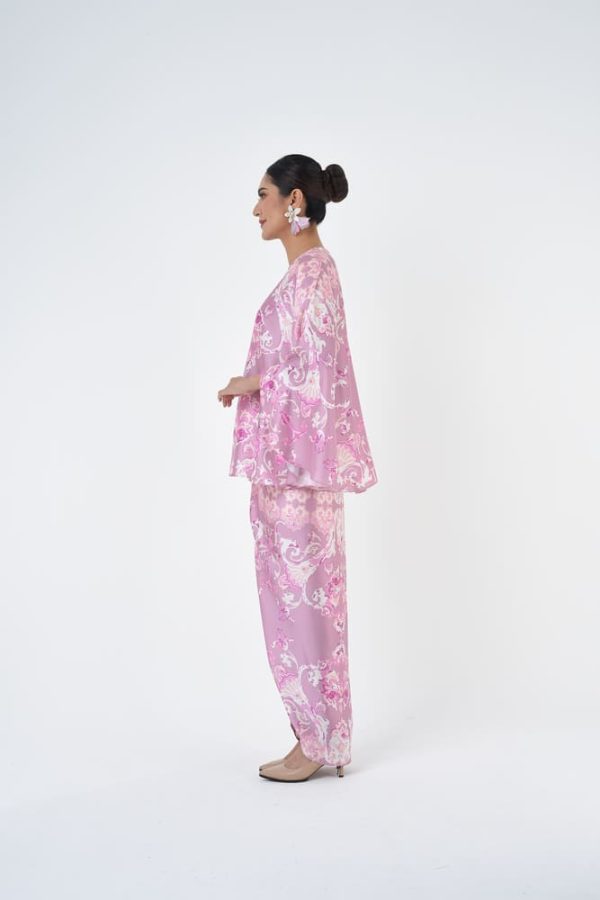 ELEANOR (10) ELEANOR (10)