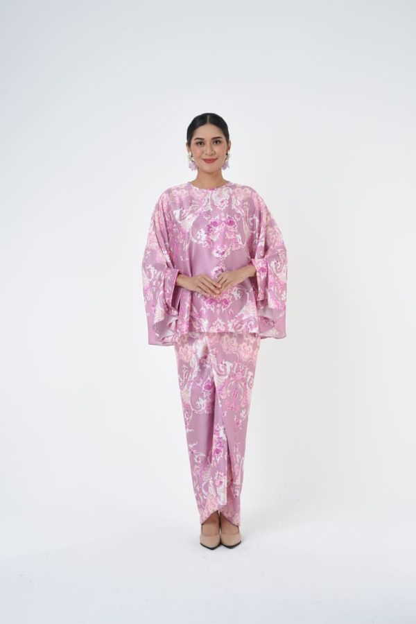 ELEANOR (7) ELEANOR (7)