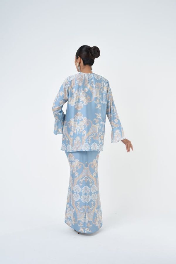 ELIZABETH (11) ELIZABETH (11)