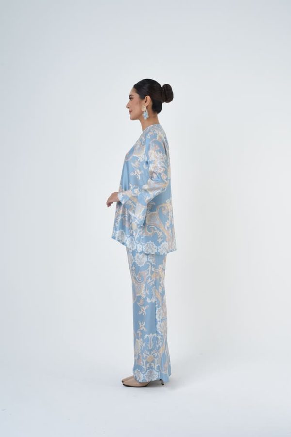 ELIZABETH (7) ELIZABETH (7)