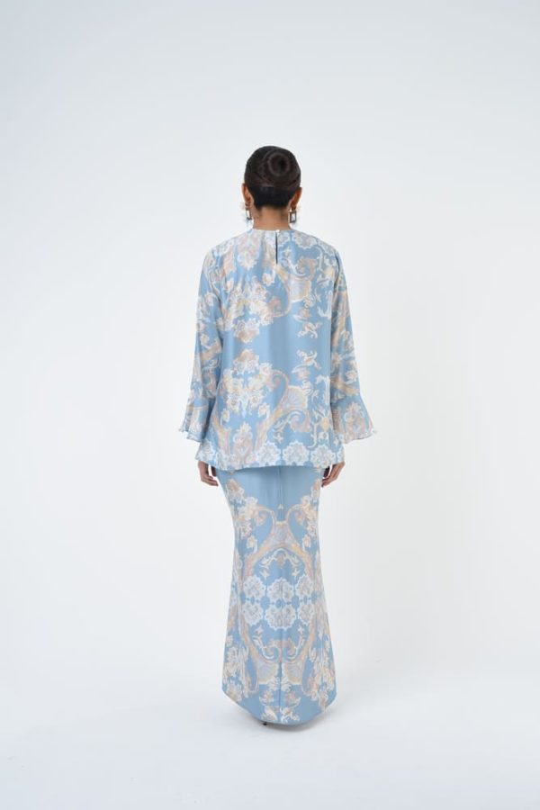 ELIZABETH (9) ELIZABETH (9)