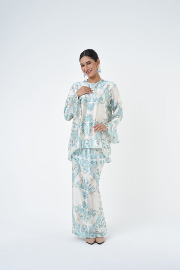 ESTHER SWEET (11) ESTHER SWEET (11)