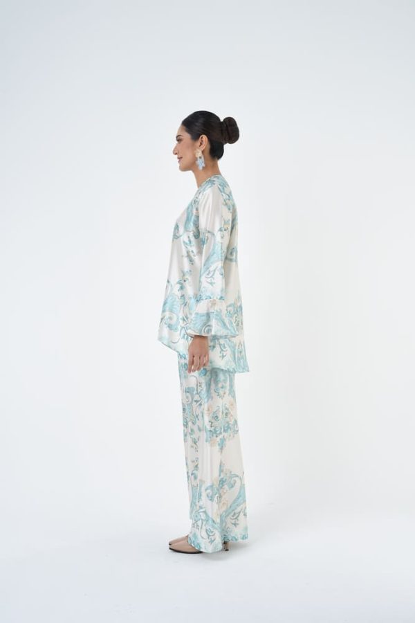 ESTHER SWEET (12) ESTHER SWEET (12)