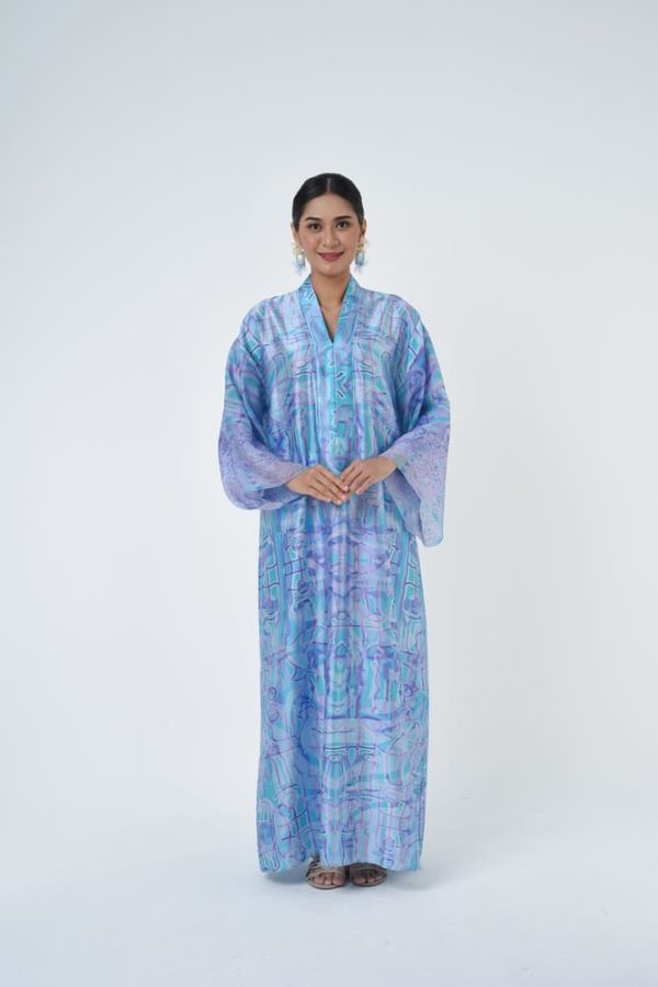 HELENA (3) HELENA (3)