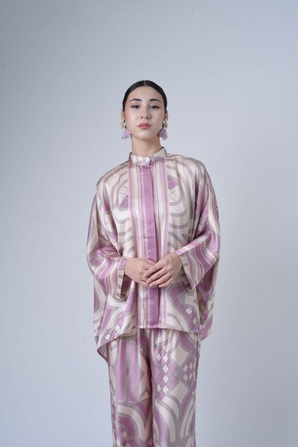 ILIANA PB09-02 (2) ILIANA PB09-02 (2)