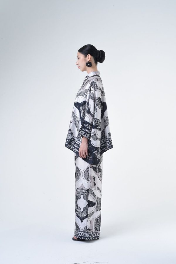 MILLIE (2) MILLIE (2)