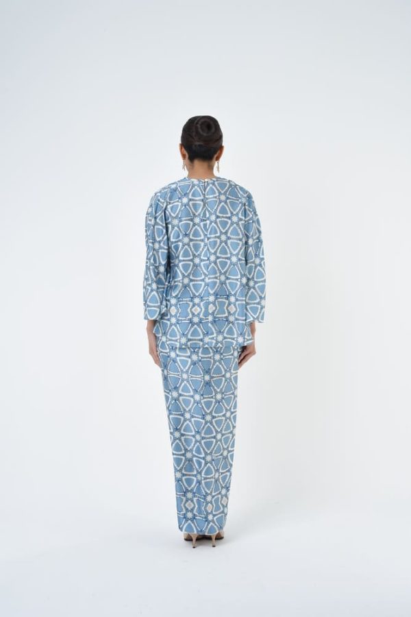 MIRIAM (3) MIRIAM (3)