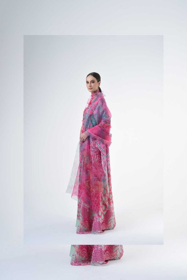 RIHANA 1 (12) RIHANA 1 (12)