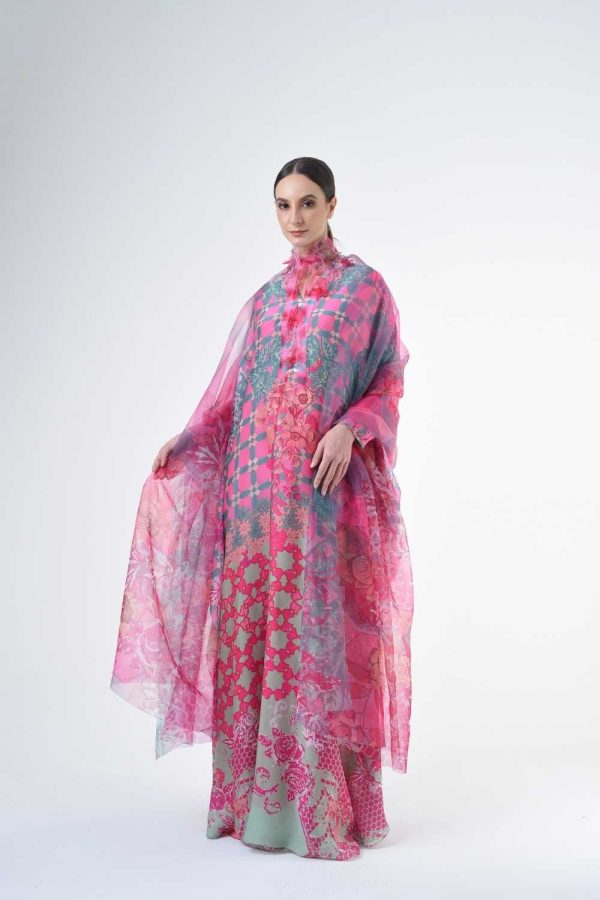 RIHANA 1 (16) RIHANA 1 (16)