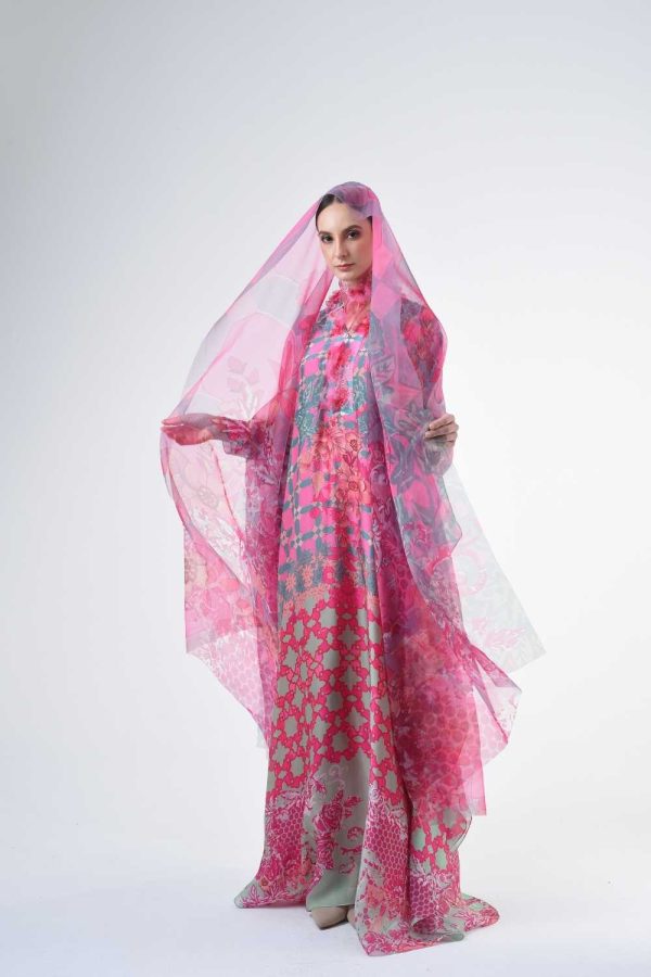 RIHANA 1 (8) RIHANA 1 (8)