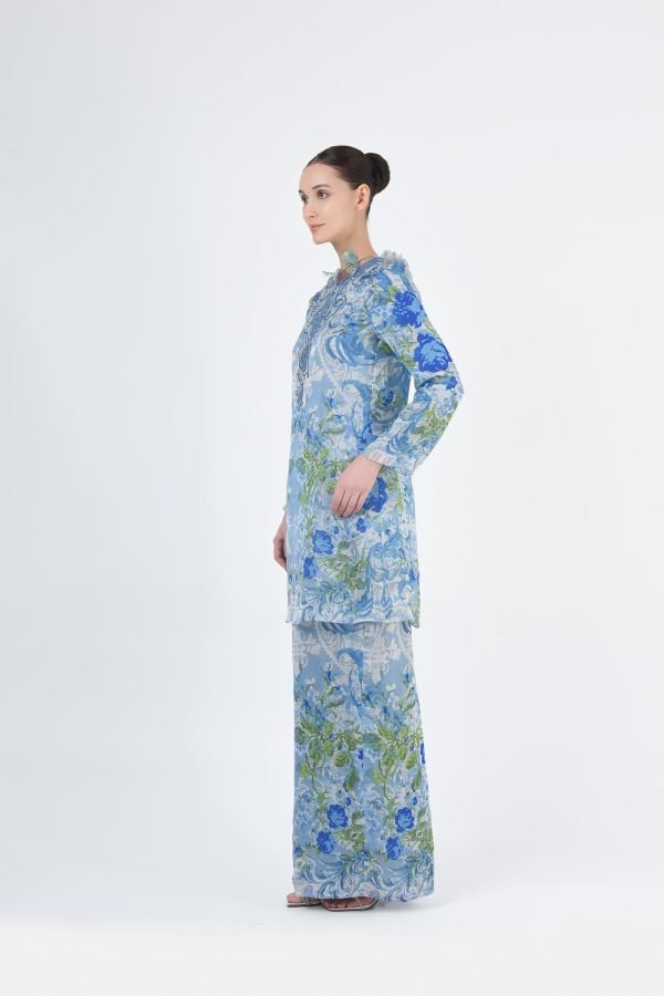 RR05 ANDREA (4) RR05 ANDREA (4)