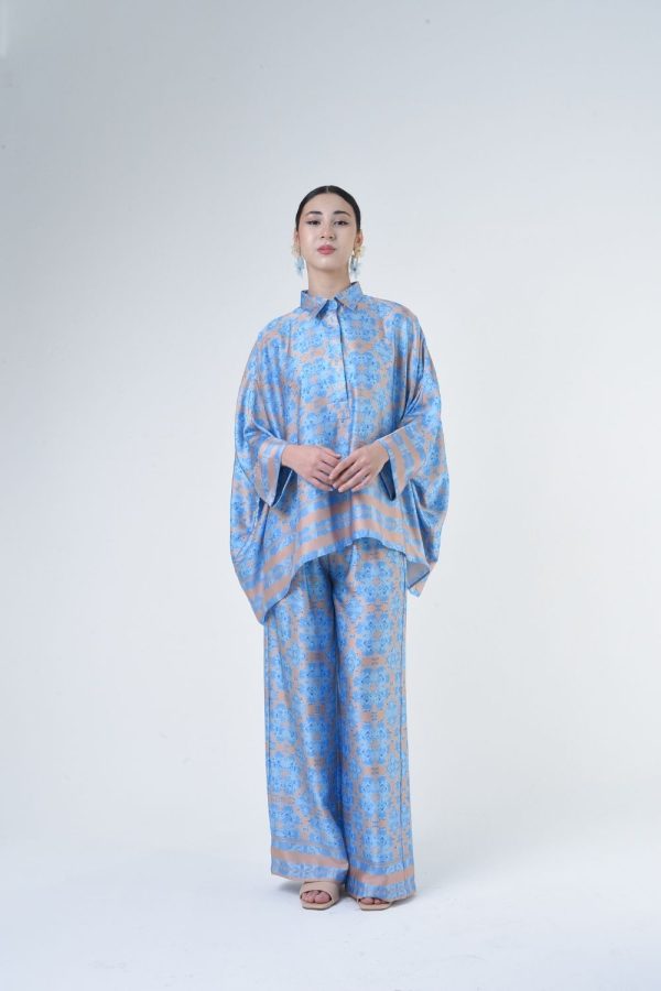 SYLVIE (5) SYLVIE (5)