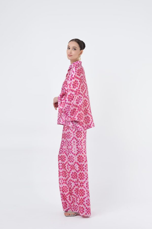 isabella (3) isabella (3)