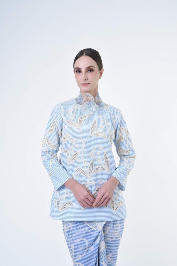 jenny blue (16) jenny blue (16)