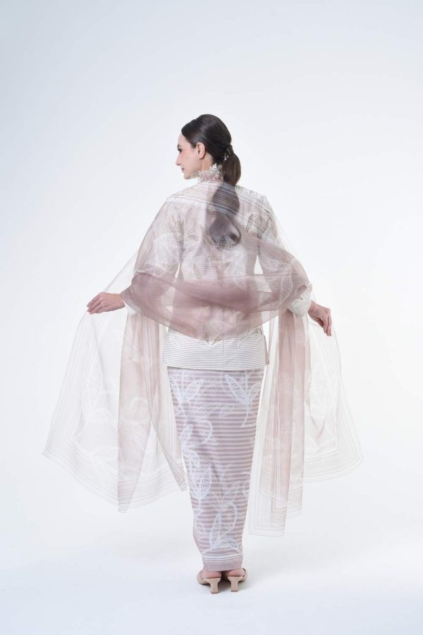 jenny brown (13) jenny brown (13)