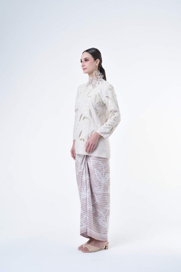 jenny brown (15) jenny brown (15)