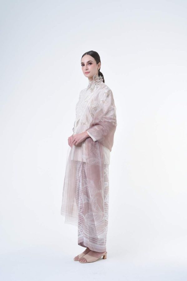 jenny brown (9) jenny brown (9)