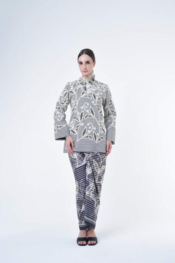 jenny grey (15) jenny grey (15)