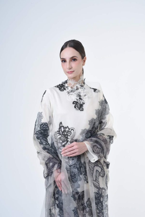 lisa white (9) lisa white (9)