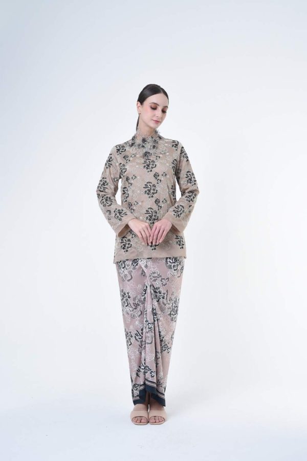 rosie brown (17) rosie brown (17)