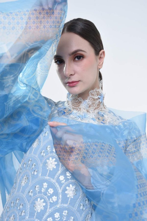 thalia blue (4) thalia blue (4)