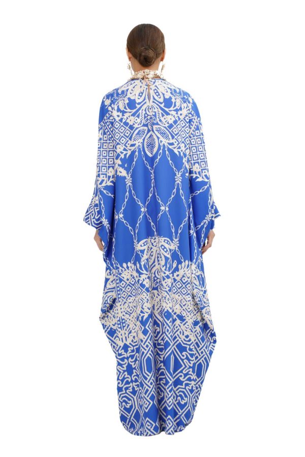 RIANA (10) RIANA (10)