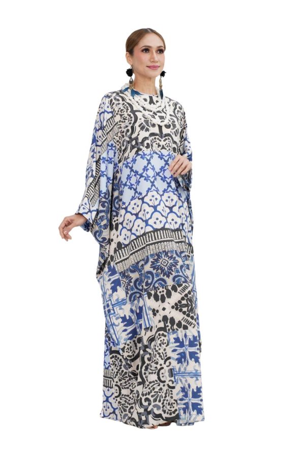 AZREEN (6) AZREEN (6)