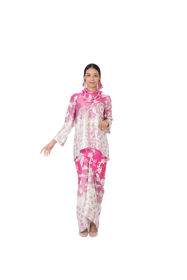 TIARA HOT PINK (3) TIARA HOT PINK (3)