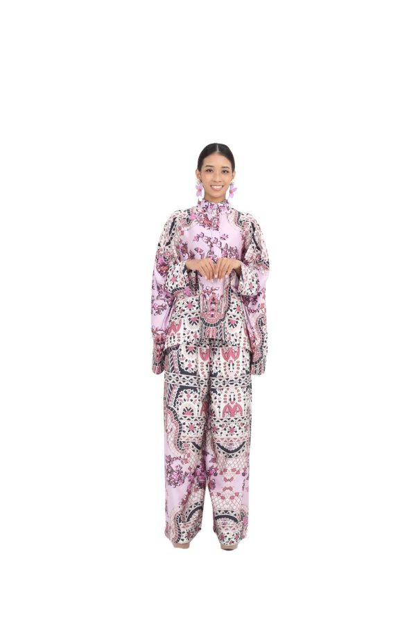 anastasia (2) anastasia (2)