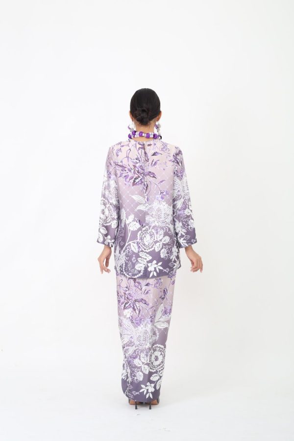 tiara purple (10) tiara purple (10)