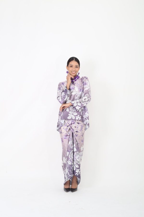 tiara purple (4) tiara purple (4)