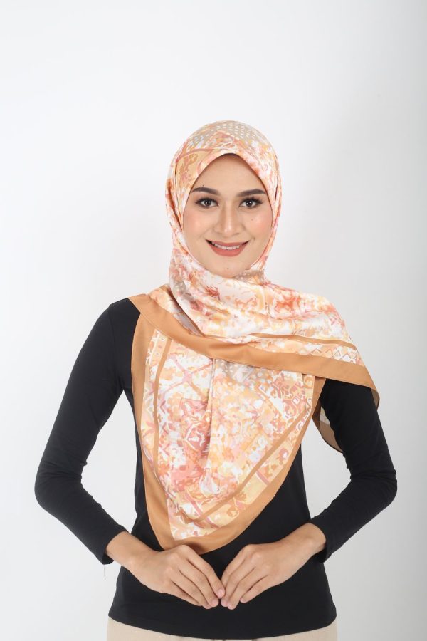 camilla (2) camilla (2)