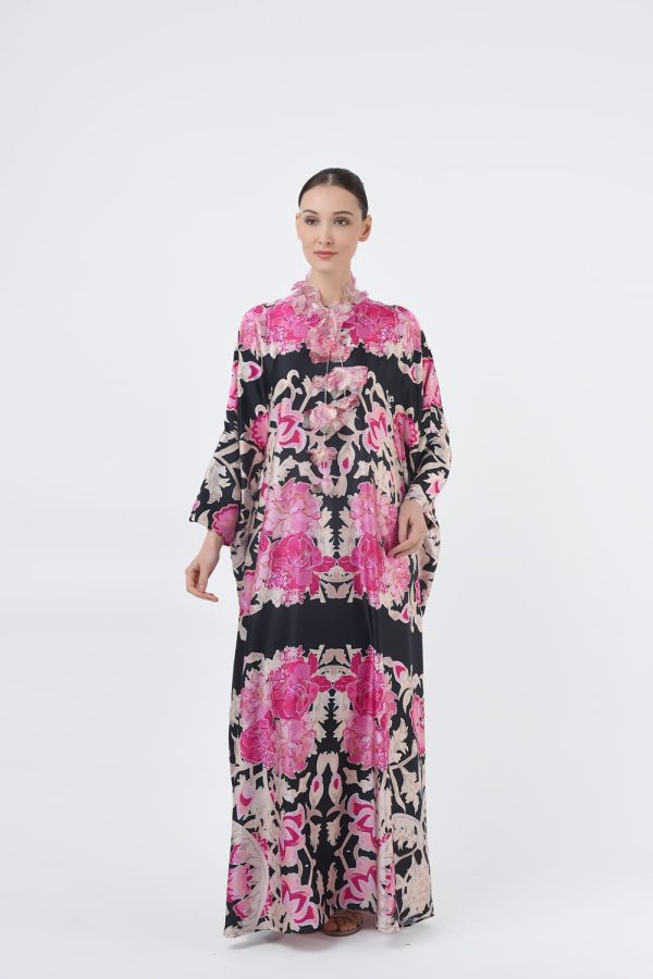 shakira (2) shakira (2)