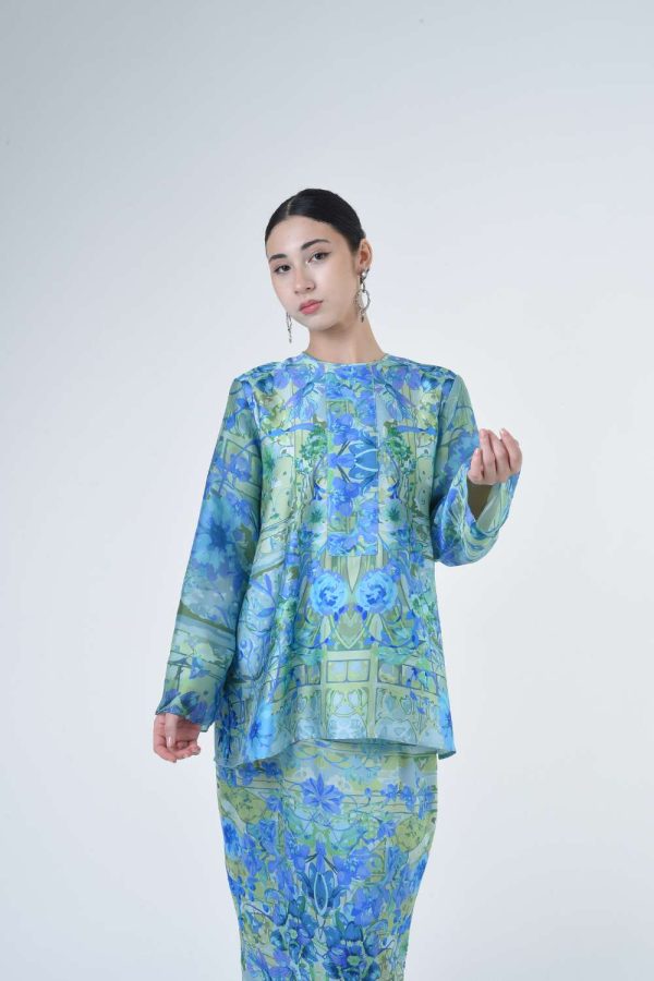 aurina (3) aurina (3)